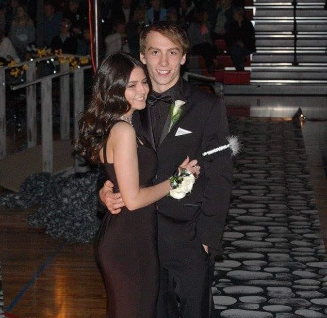 Dalton Ford & Tayler Garza — Both Forever 22